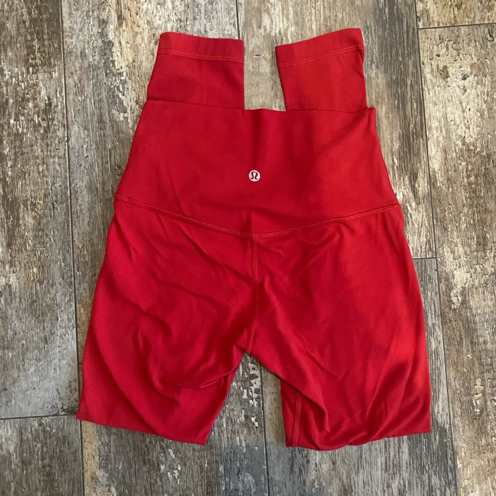Lululemon tights size 4